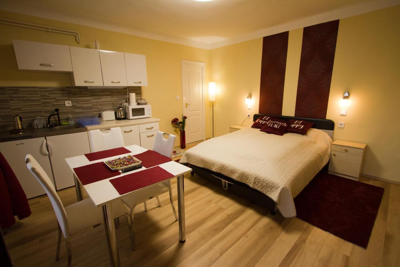 Angyal Apartman Cserkeszőlő 外观 照片