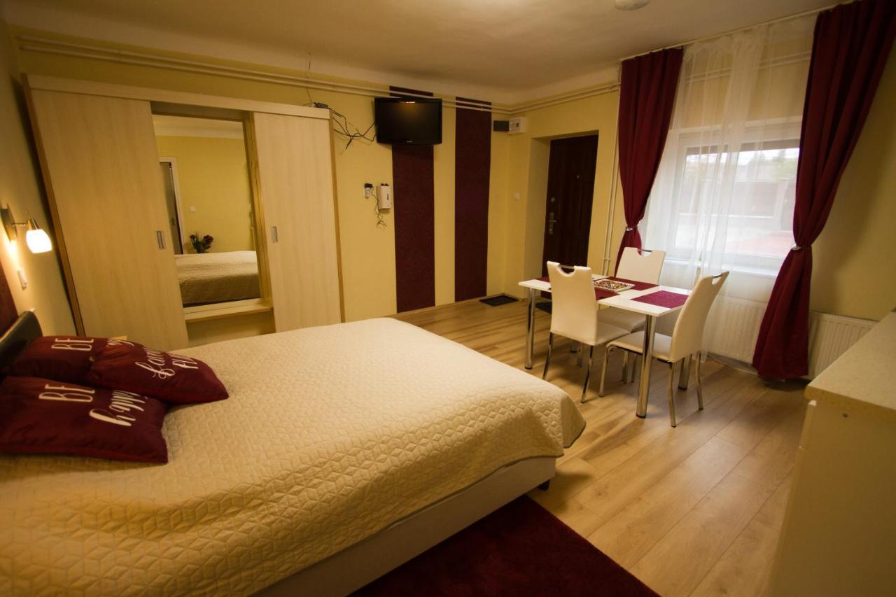 Angyal Apartman Cserkeszőlő 外观 照片